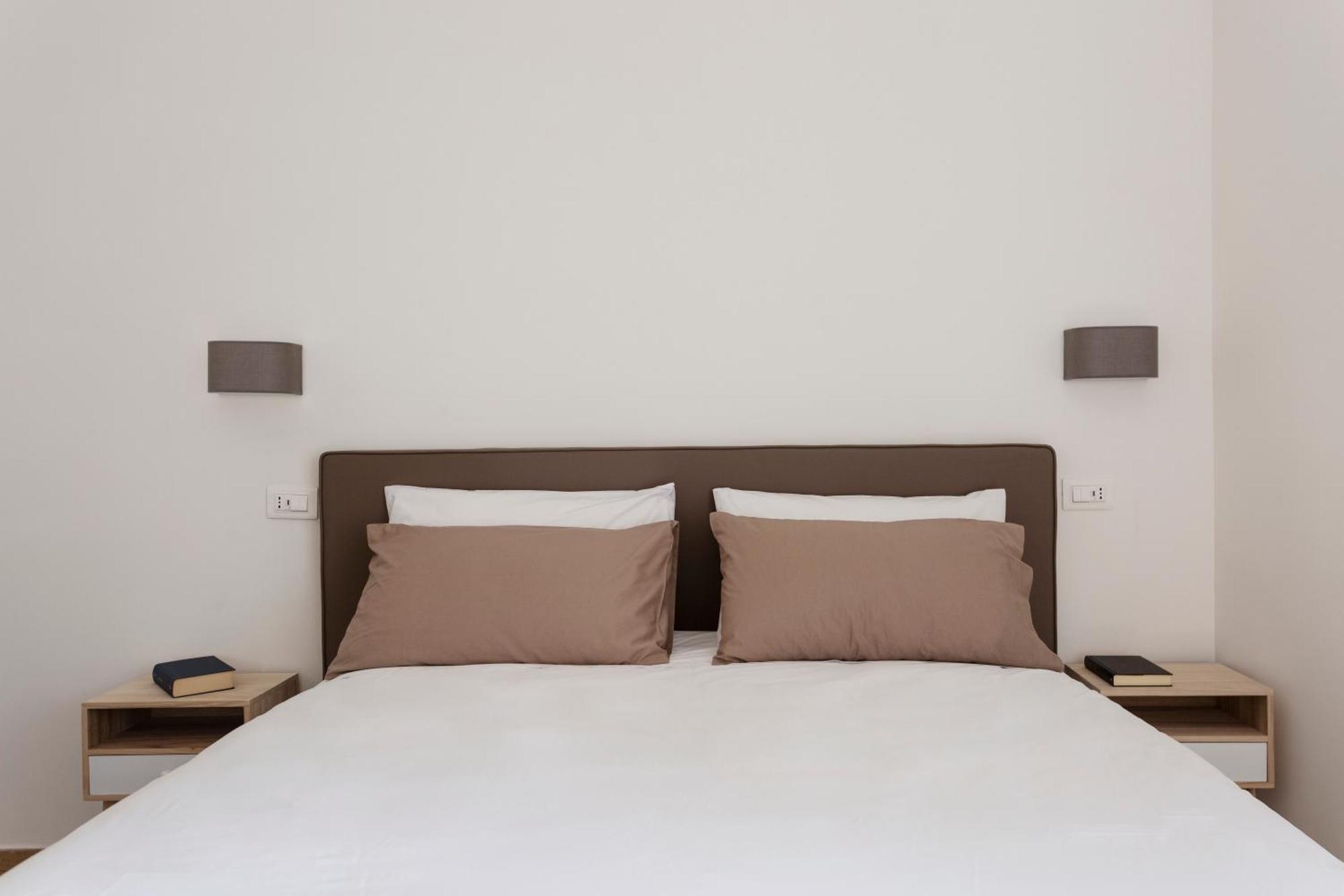 Residenza 33 Hotel เนเปิลส์ ภายนอก รูปภาพ