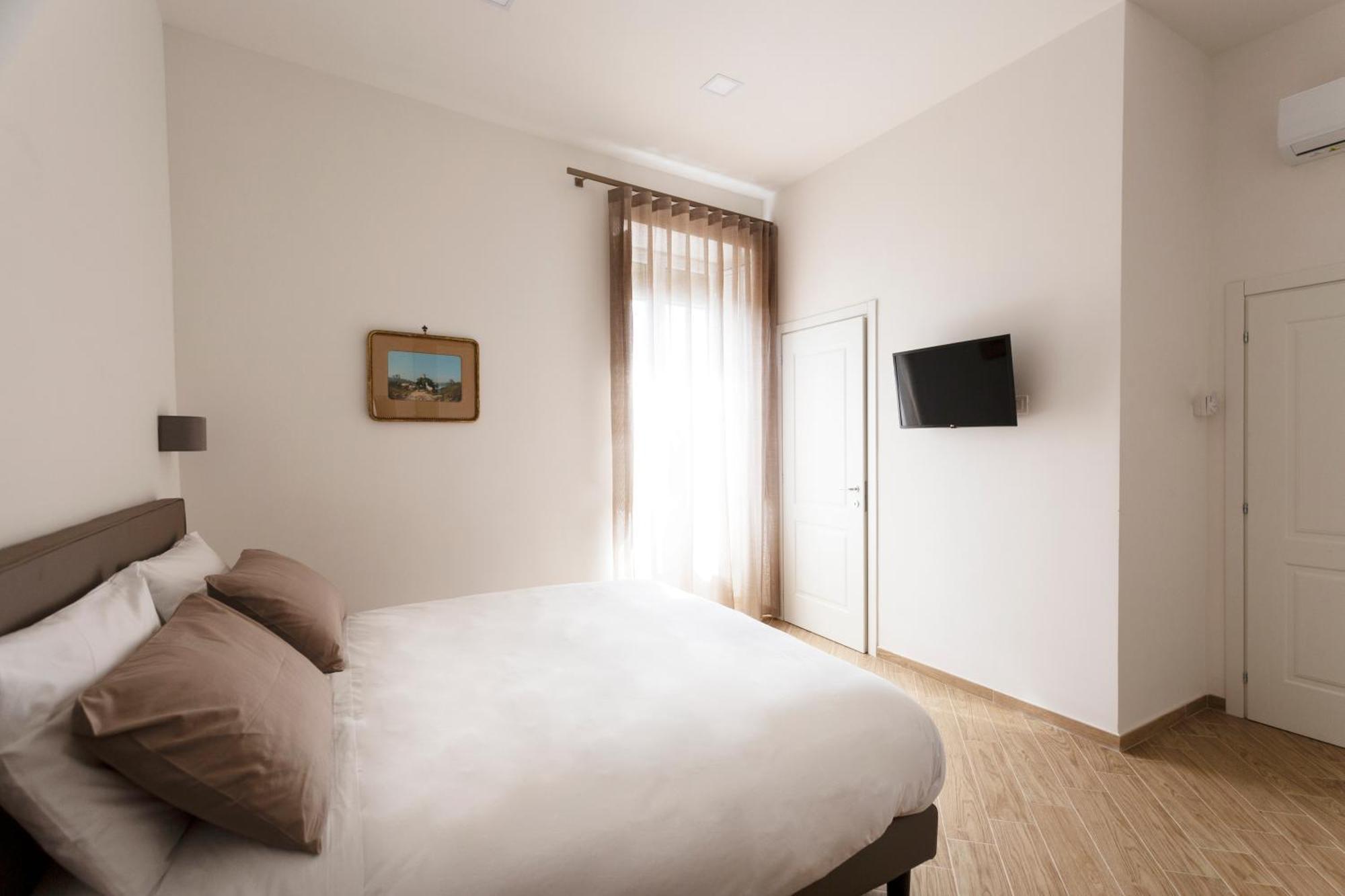 Residenza 33 Hotel เนเปิลส์ ภายนอก รูปภาพ